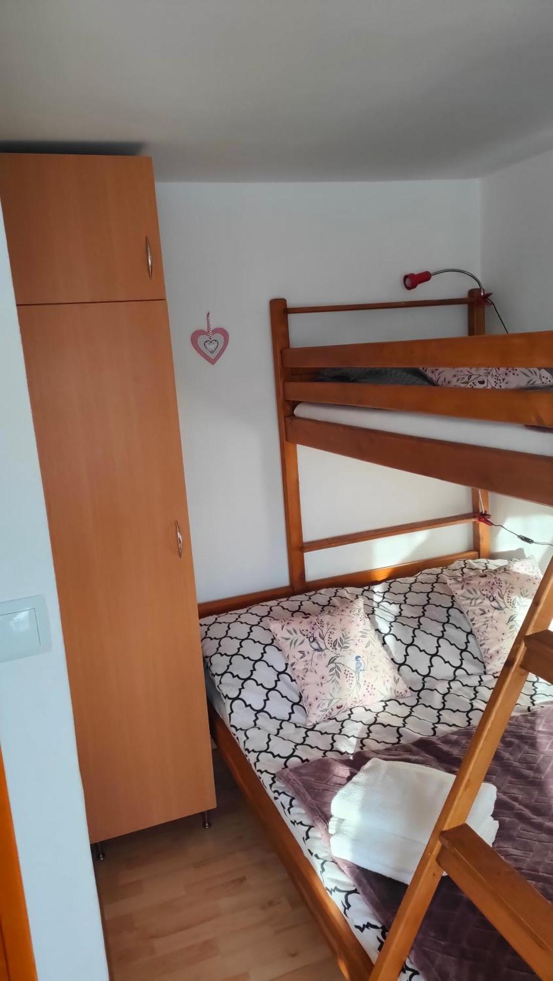 Pokoje Na Brzegu Lapsze Wyzne Exterior foto